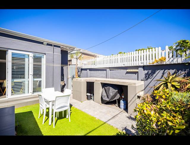 2 BEDROOM SEMI DETACHED FOR SALE IN HARFIELD VILLAGE